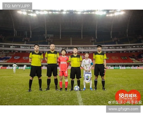 希望体育队与瓜达的激烈对决展现足球魅力与团队精神的巅峰对抗