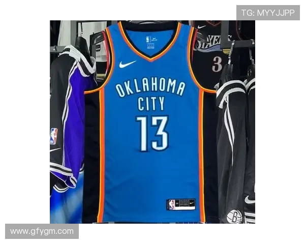 篮球装备选购指南：精选球衣推荐助你提升场上表现