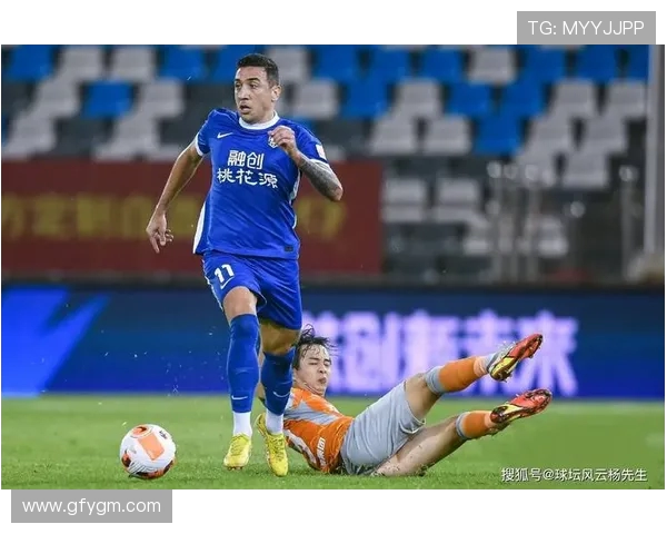 重庆篮球队强势领跑联赛积分榜目前已积62分展现夺冠实力