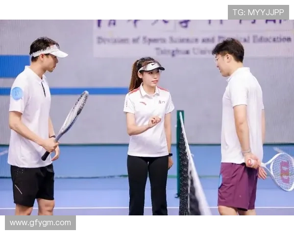 全国锦标赛回顾：上海网球队展现卓越团队协作精神与默契配合